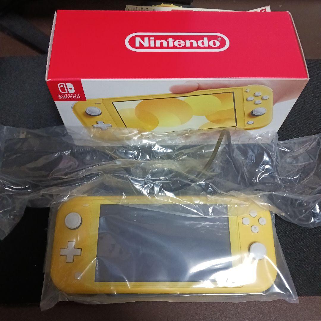 Nintendo Switch Lite ドラゴンクエスト3.モンハンライズ