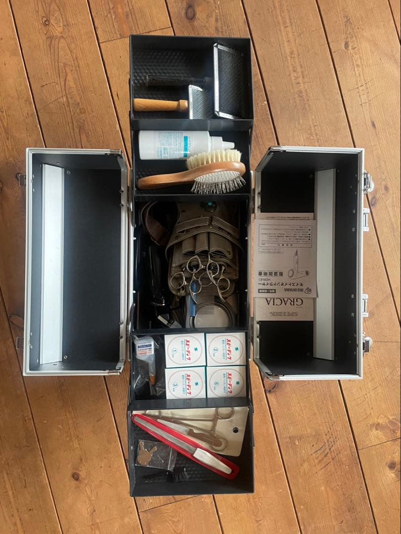 トリマーセット一式／替刃未使用あり・専用ボックス鍵2本付き／動作確認済み