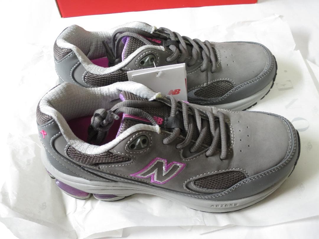 新品 タグ付き 2E New Balance 23cm W1501 GP