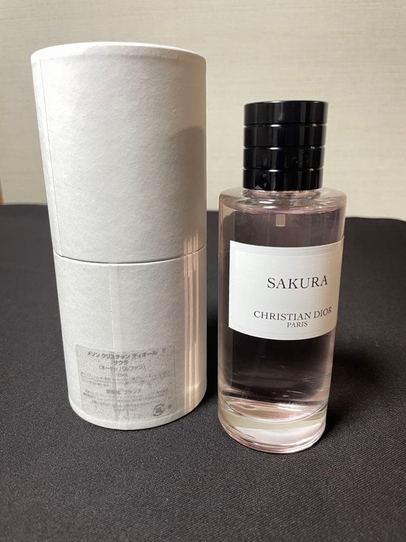 CHRISTIAN DIOR SAKURA 香水　125ml