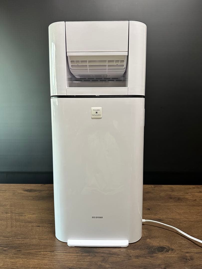 美品　アイリスオーヤマ　サーキュレーター衣類乾燥除湿機　KIJDC-L50