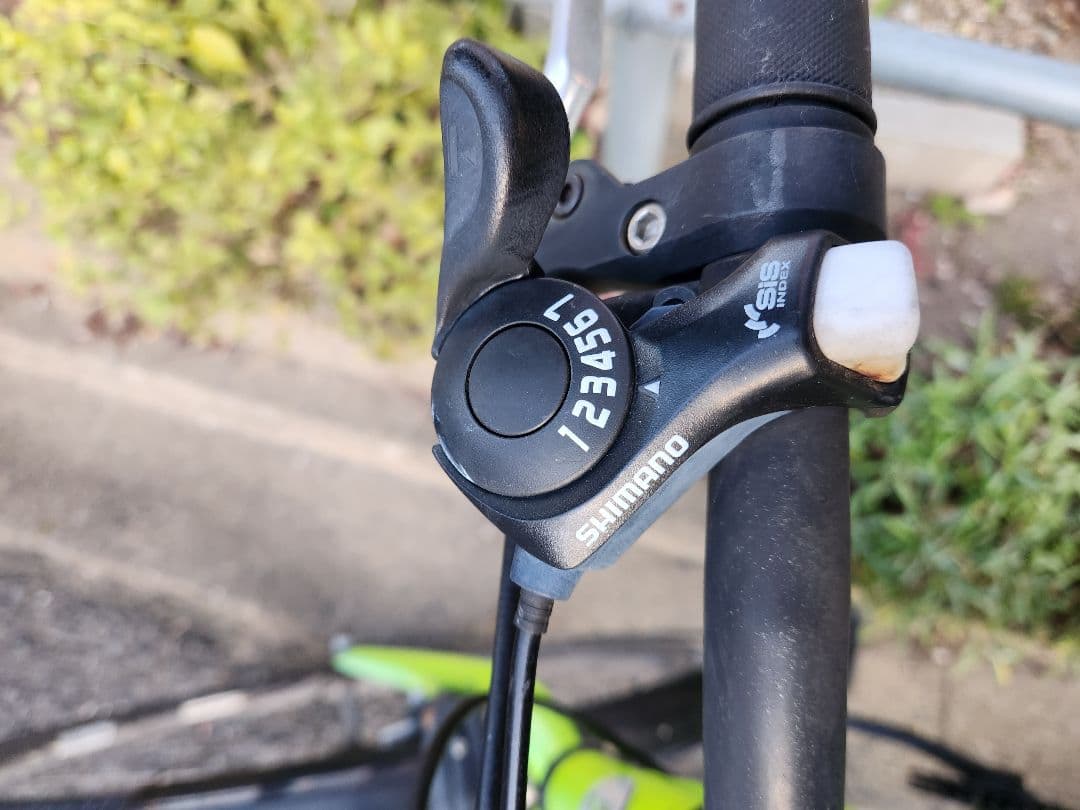 【直接引取限定】ブリジストン　シュライン　26インチ　ライトグリーン