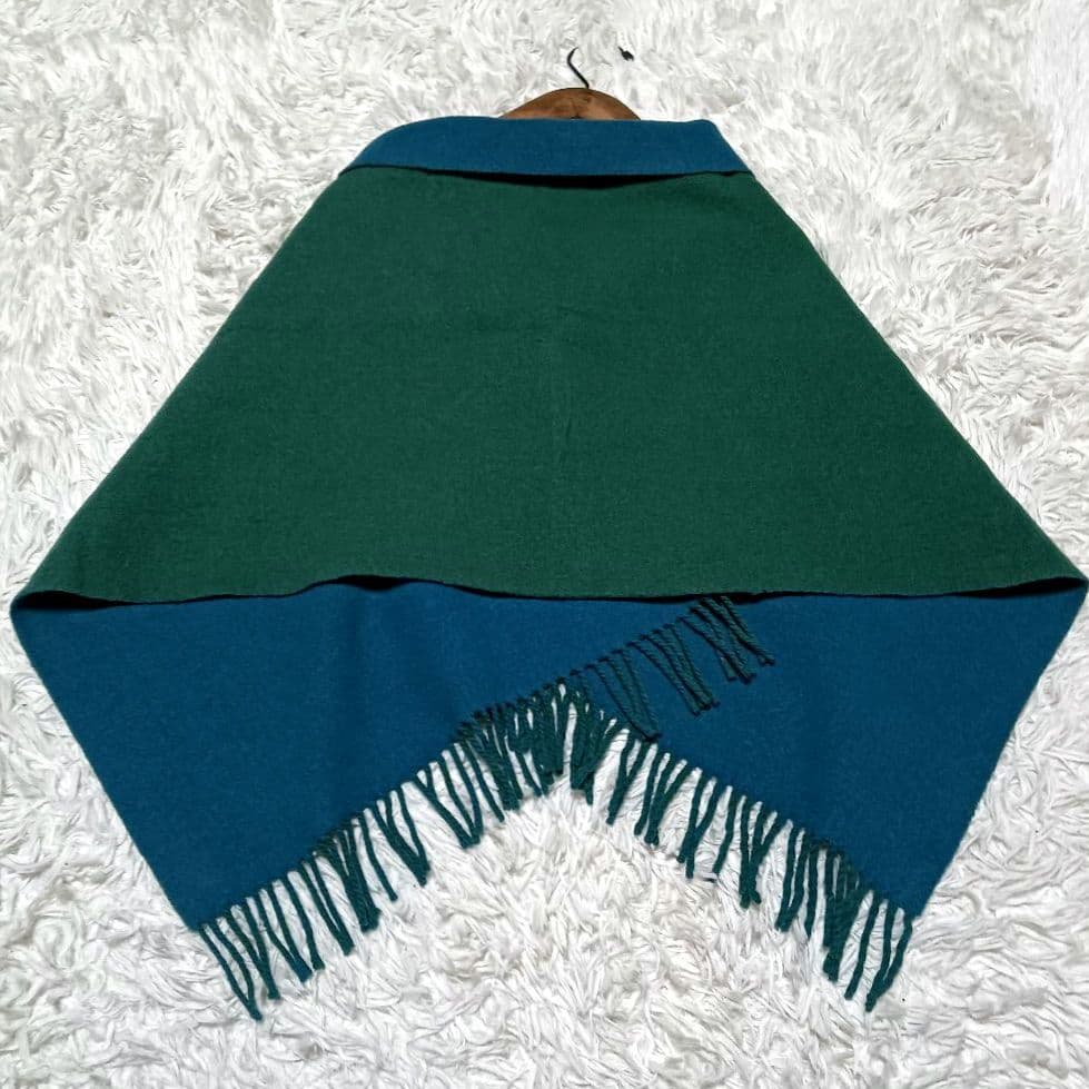 ヴィヴィアンウエストウッド　オーブボタン付ポンチョマフラー　リバーシブルストール