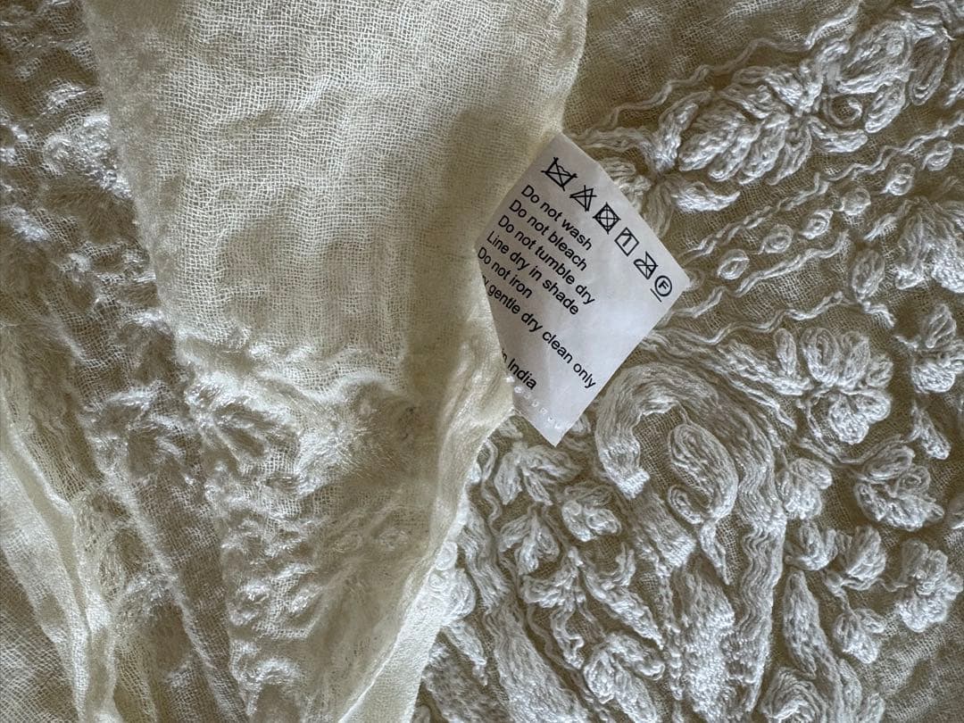 Khadi&Co カディーアンドコー 手織りウール刺繍ストール