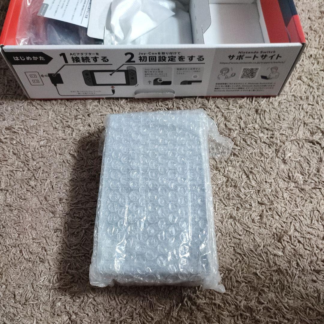 任天堂スイッチ、グレー　ほぼ未使用