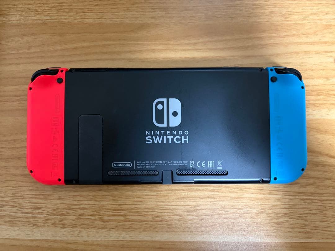 Nintendo Switch 本体 青/赤 ジョイコン付き　焼きつきあり