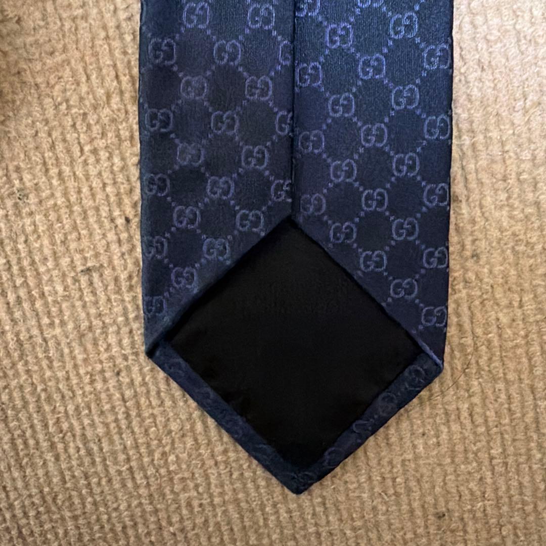 GUCCI ネイビー シルク ネクタイ