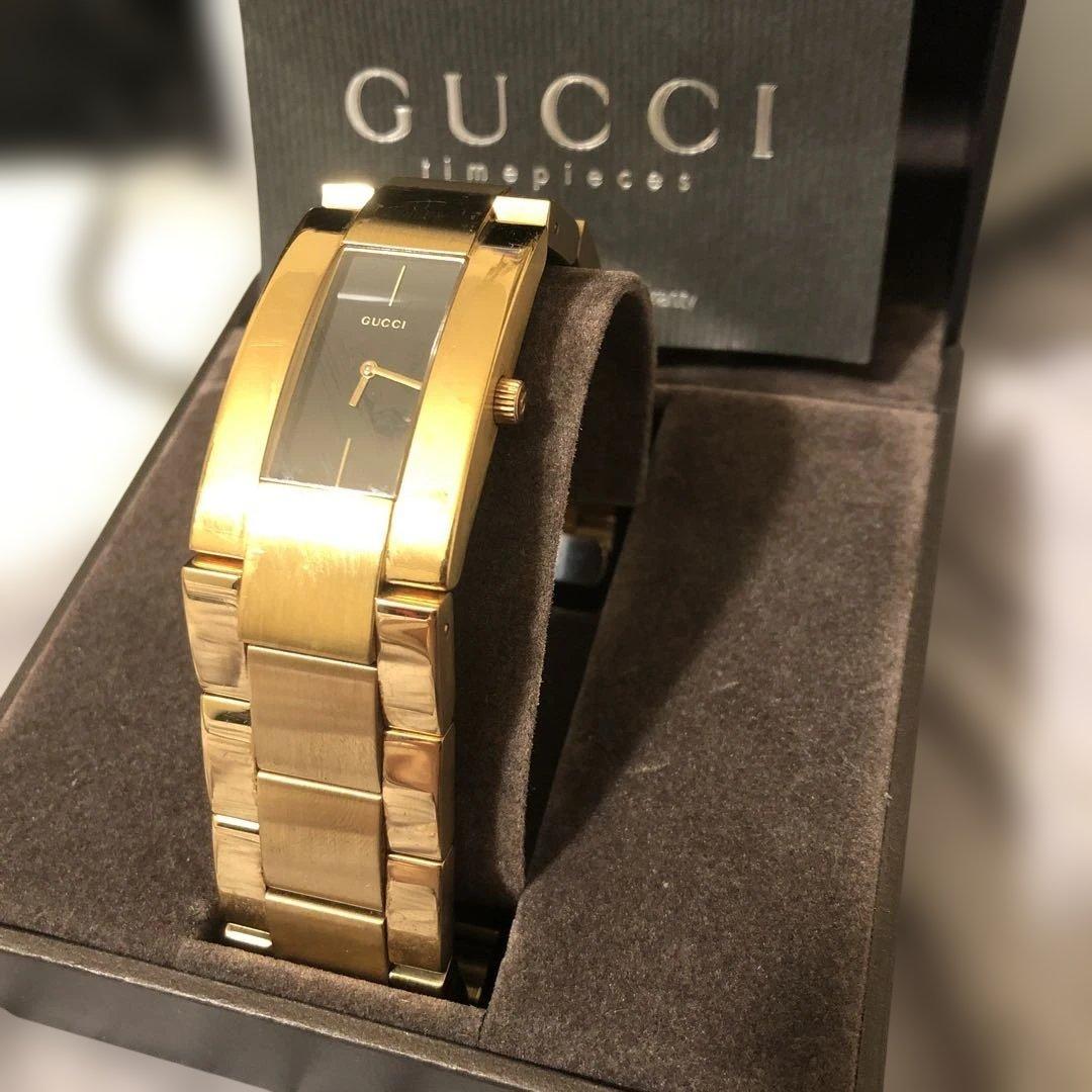 GUCCI グッチ 4600M ブレスウォッチ腕時計 ゴールド 黒文字盤 稼動品