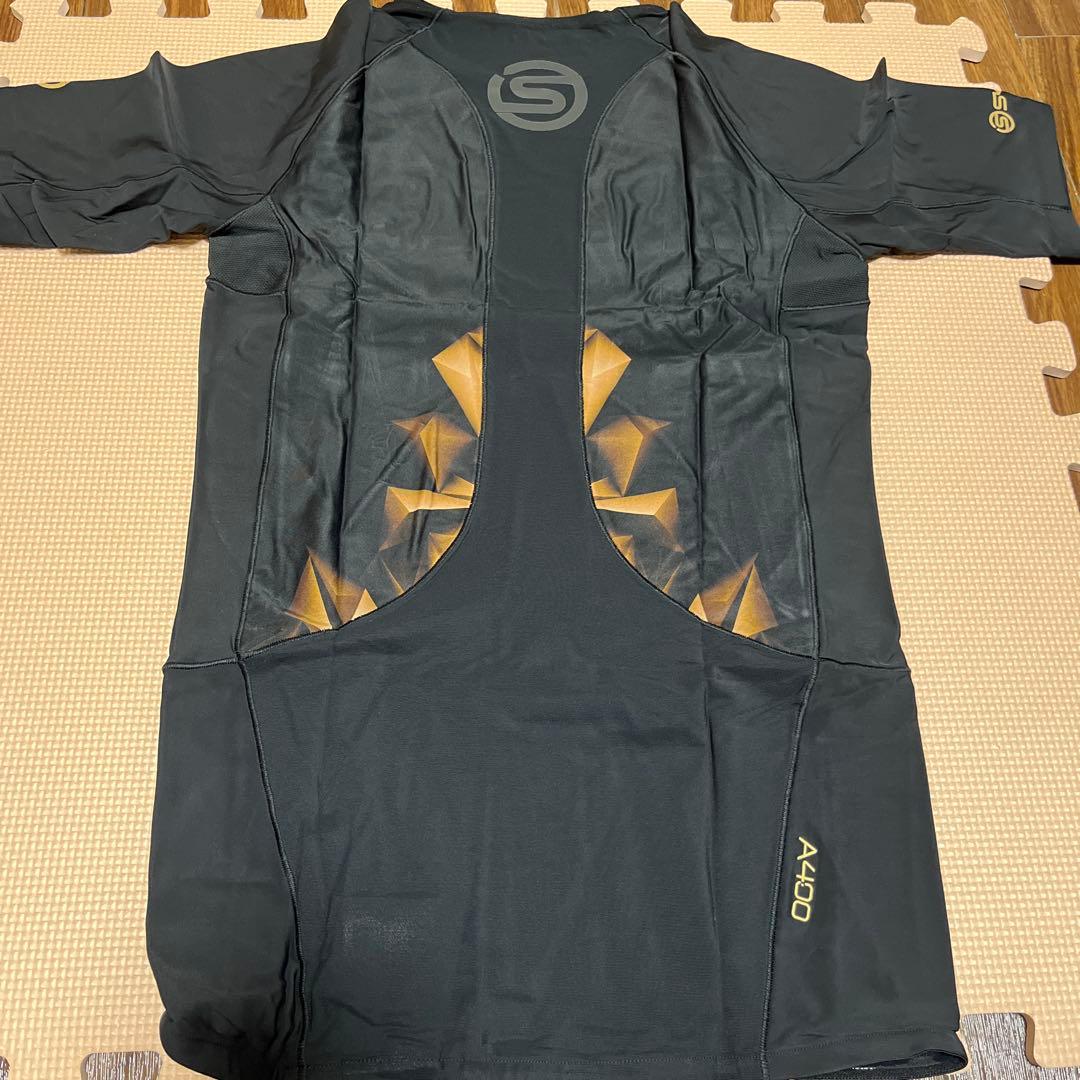 SKINS A400 メンズ アクティブ Mサイズ 半袖