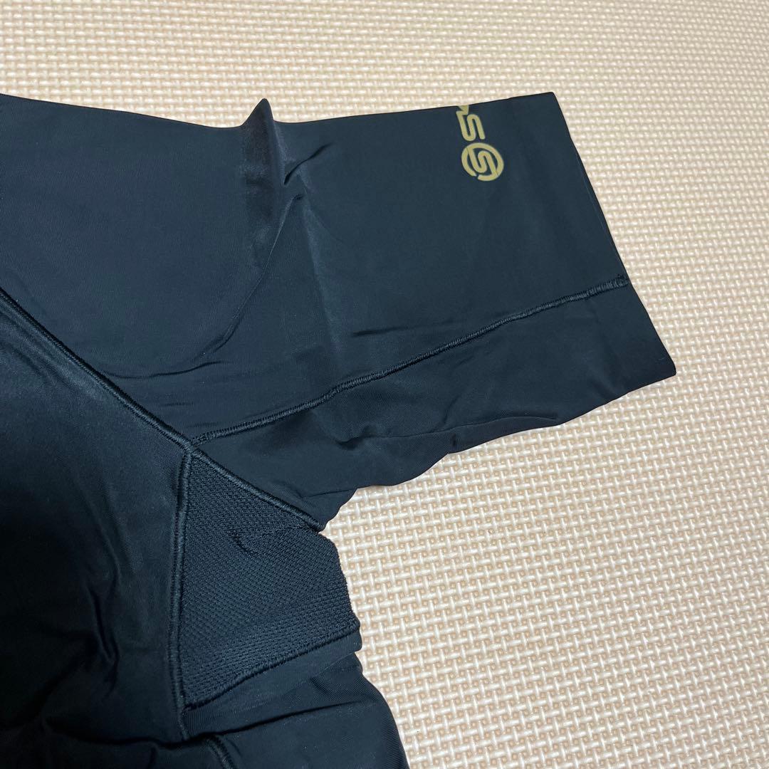 SKINS A400 メンズ アクティブ Mサイズ 半袖