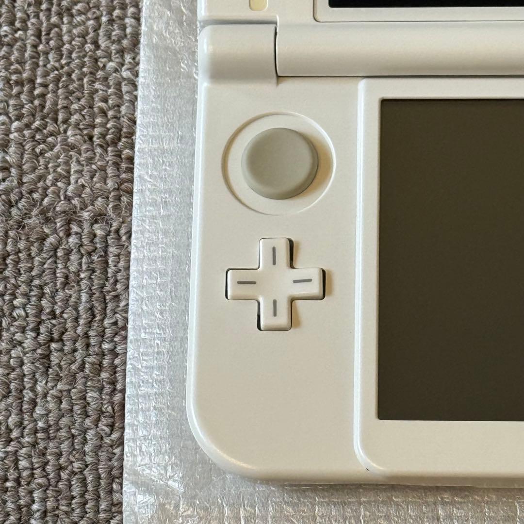 Newニンテンドー3DS LL パールホワイト 箱付き