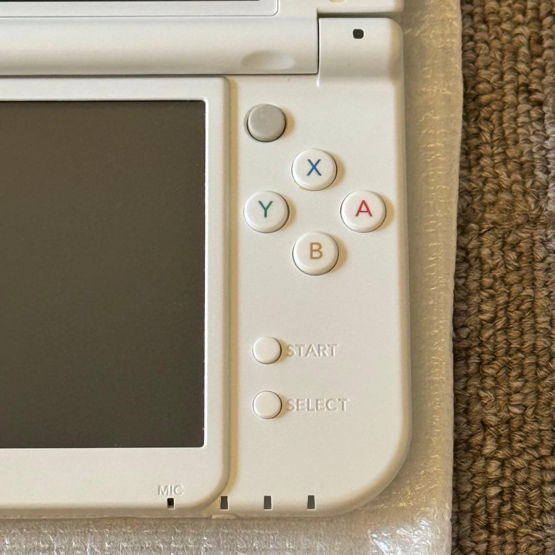 Newニンテンドー3DS LL パールホワイト 箱付き