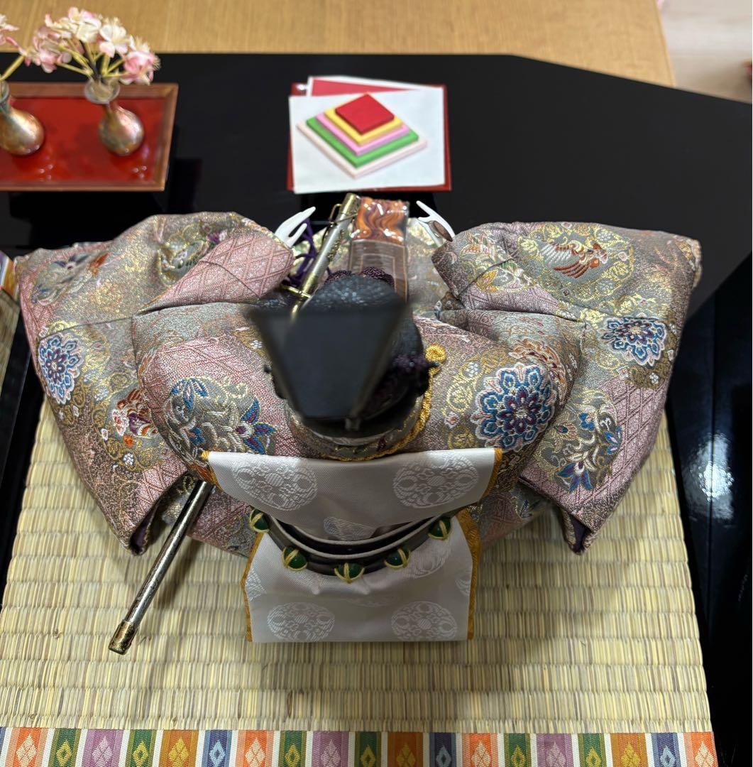 伝統的なひな人形セット