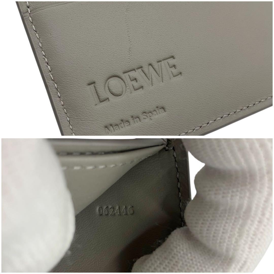 美品✨ロエベ バイフォールド ウォレット 二つ折り財布