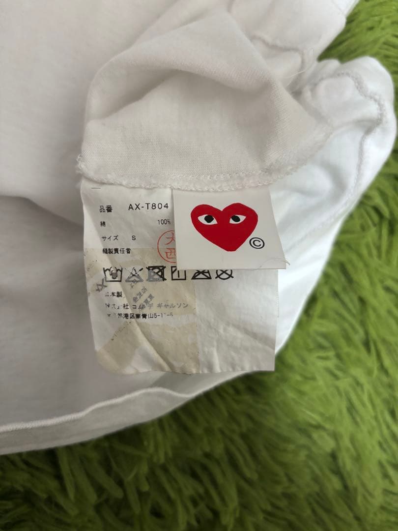 PLAY Comme des Garçons Ssize Tshirt