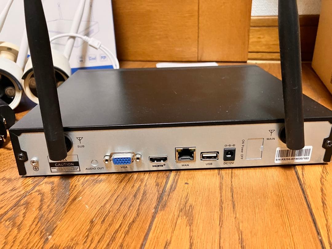 VTNEICK HD NVR 防犯　カメラ4台付き 中古 動作可