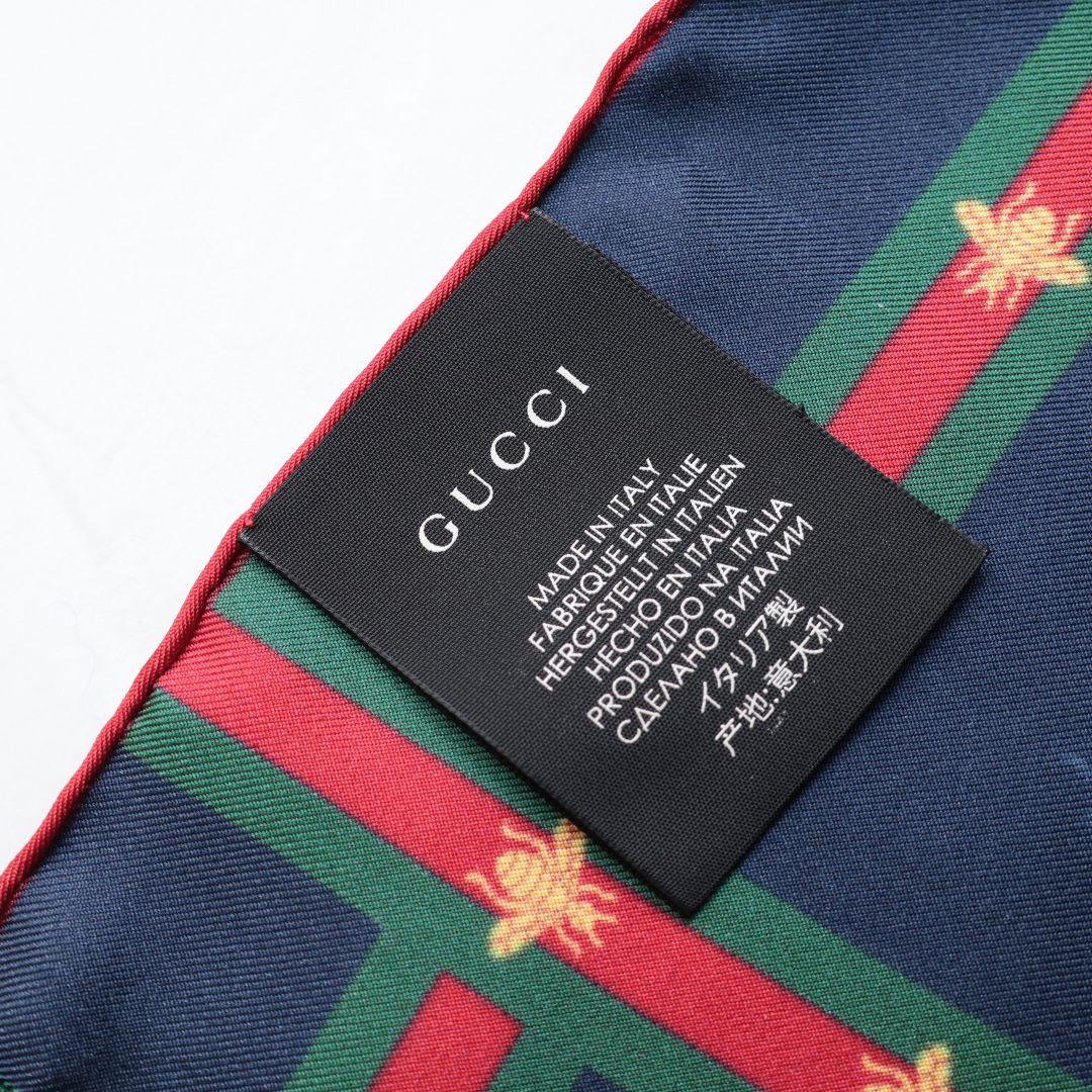 未使用 グッチ GUCCI ネイビー シルク ハンカチ ポケットチーフ