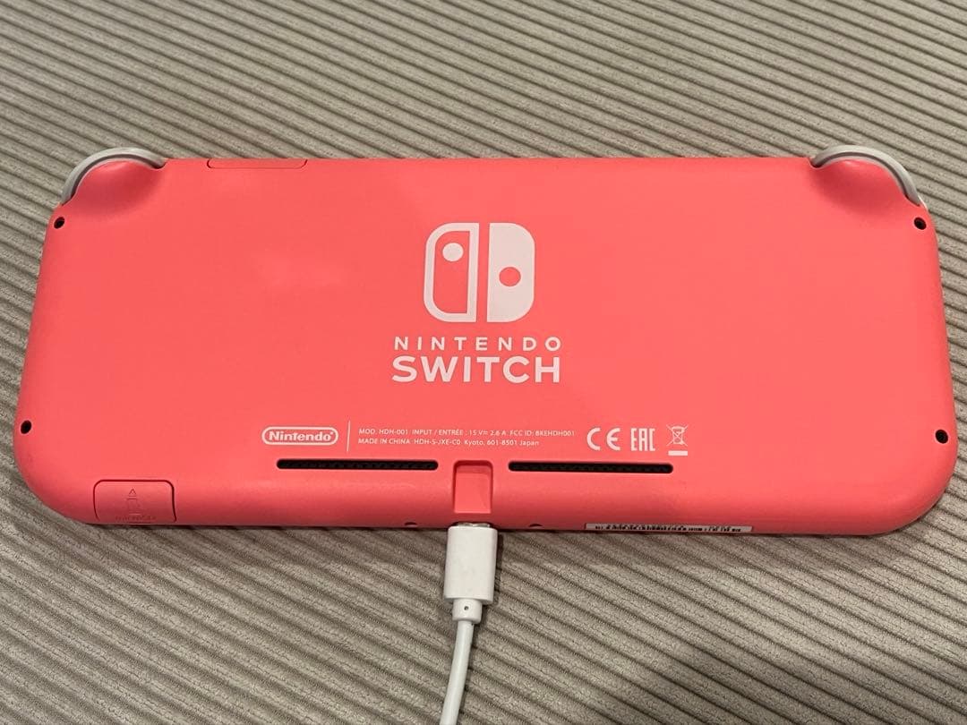 Switch Lite コーラルピンク　一部の動作が不具合あり　ジャンク品