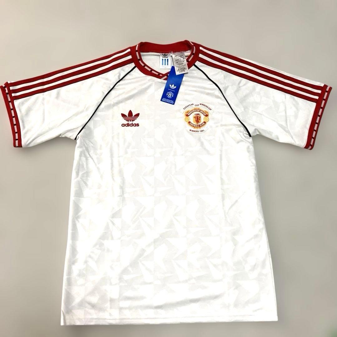 新品未使用 ユニフォーム 3点セット (マンU, バイエルン, イタリア)