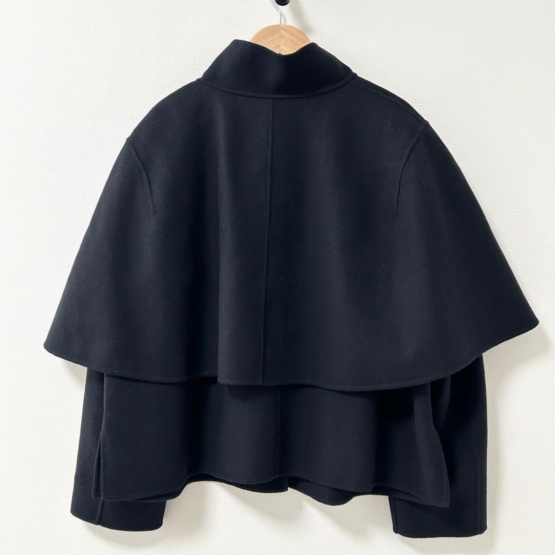 美品✨ADORE ライトリバーケープ付きノーカラージャケット コート