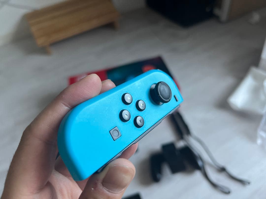 Nintendo Switch 本体 Joy-con セットバッテリー強化版