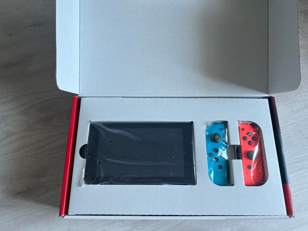 Nintendo Switch 本体 Joy-con セットバッテリー強化版