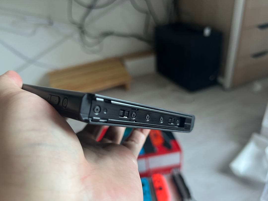 Nintendo Switch 本体 Joy-con セットバッテリー強化版