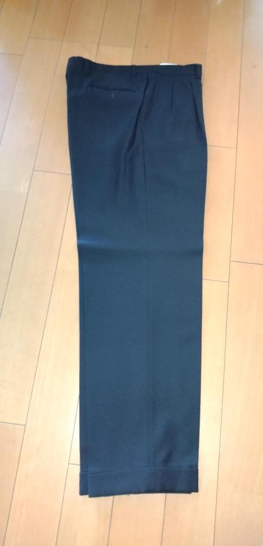 Giorgio Armani ダブルスーツ 濃紺（ダークネイビー）おまけ付