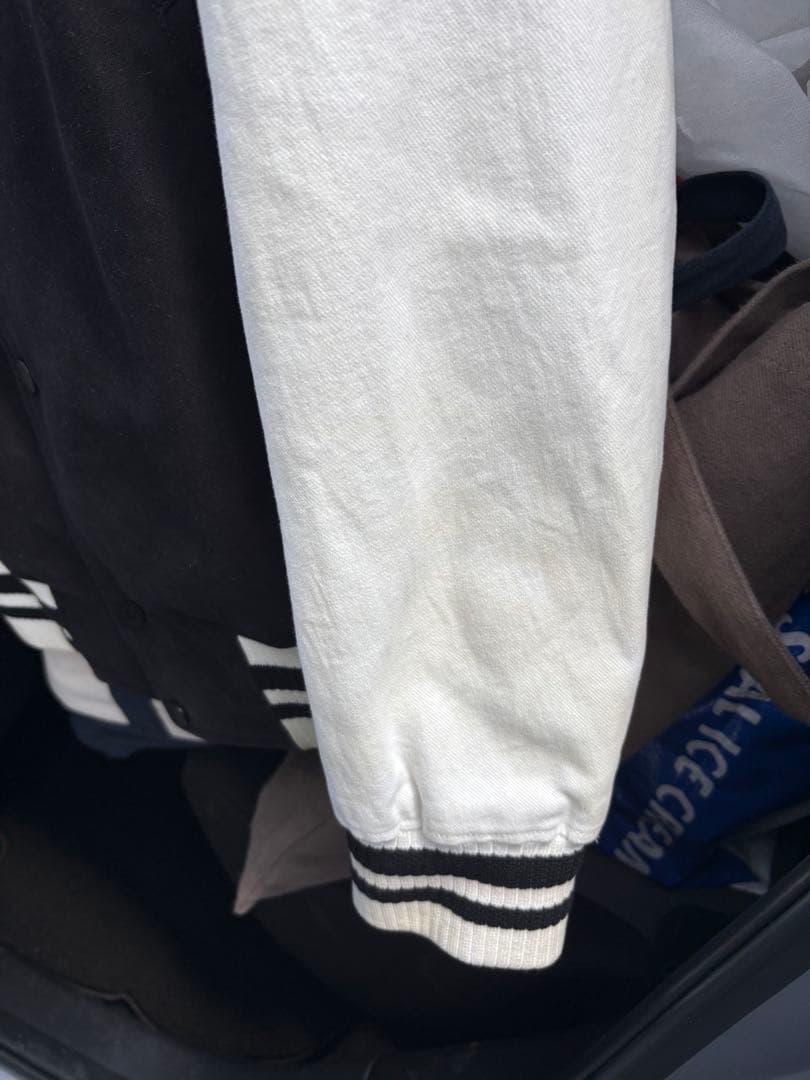 Louis Vuitton スタジャン フラグメントデザイン