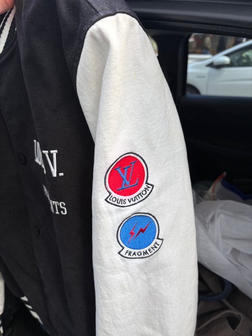 Louis Vuitton スタジャン フラグメントデザイン