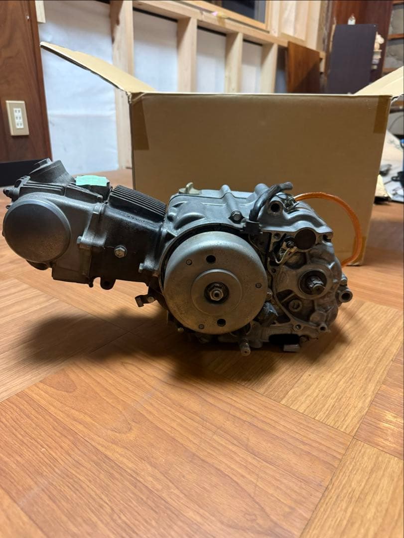 HONDA CD90 エンジン