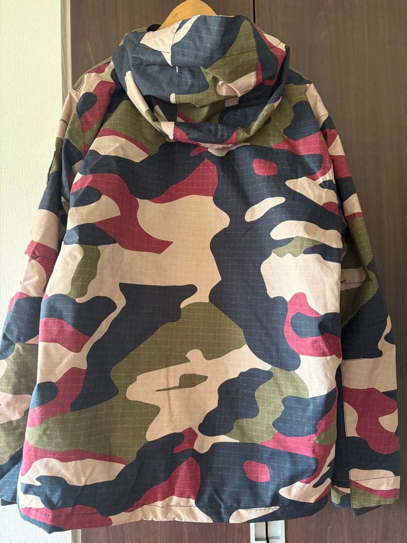 美品QUIKSILVERクイックシルバー　スノーボードウェア上下セット M