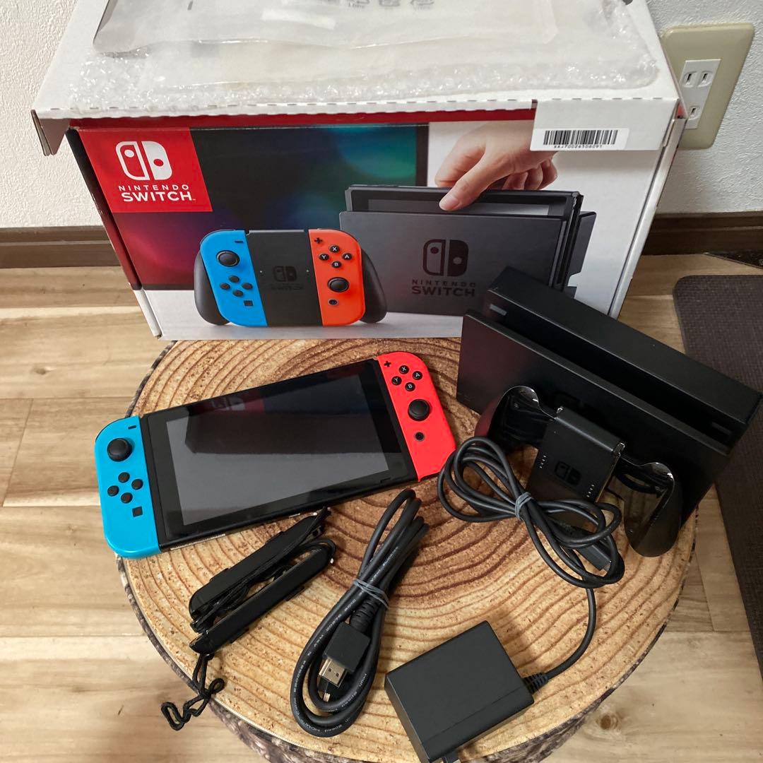 Nintendo Switch ニンテンドースイッチ本体　ネオン①