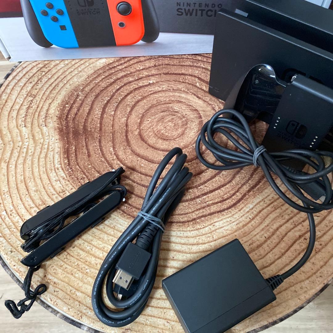 Nintendo Switch ニンテンドースイッチ本体　ネオン①