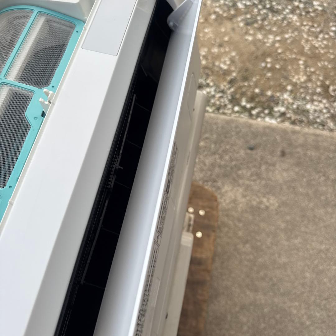 引き取り専用東芝 エアコン 主に8畳 ホワイト RAS-2512TM-W