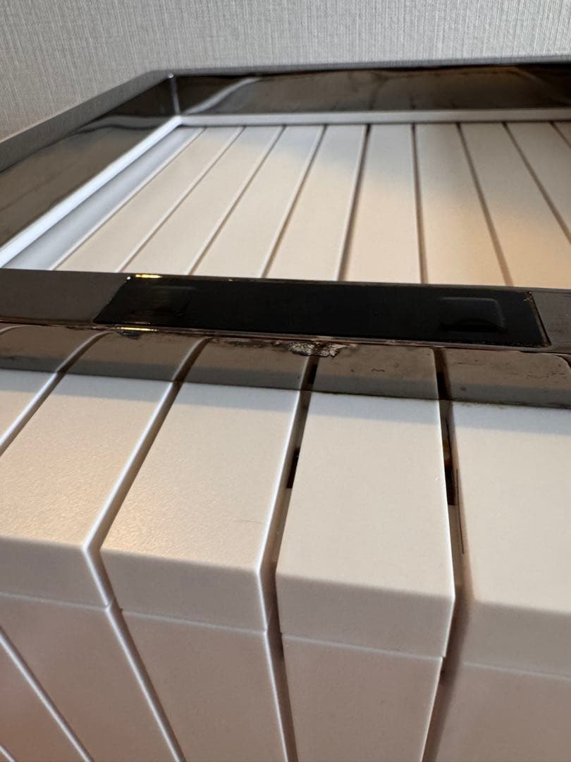 ZitA SQUARE ホワイト