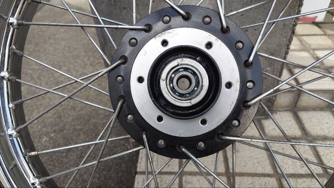 Z1/2☆純正フロントホイール☆750RS