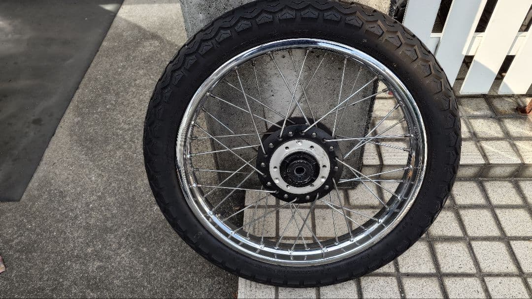 Z1/2☆純正フロントホイール☆750RS