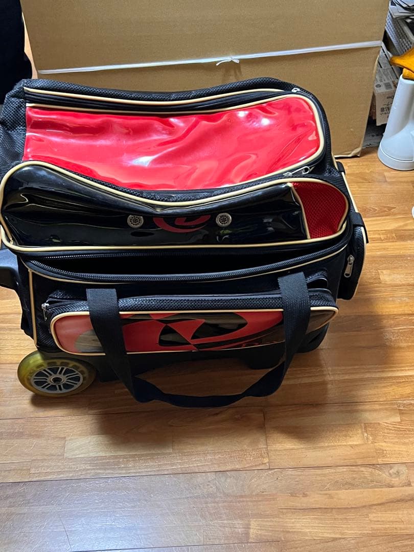 ボウリング用バッグ 赤と黒 dexter デクスター キャスター付き