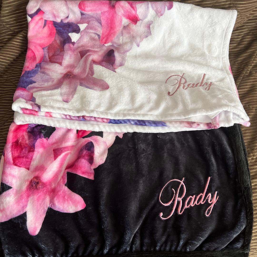 Rady ブランケット　膝掛け　エレフラ　ブラック＆ホワイト　２枚セット