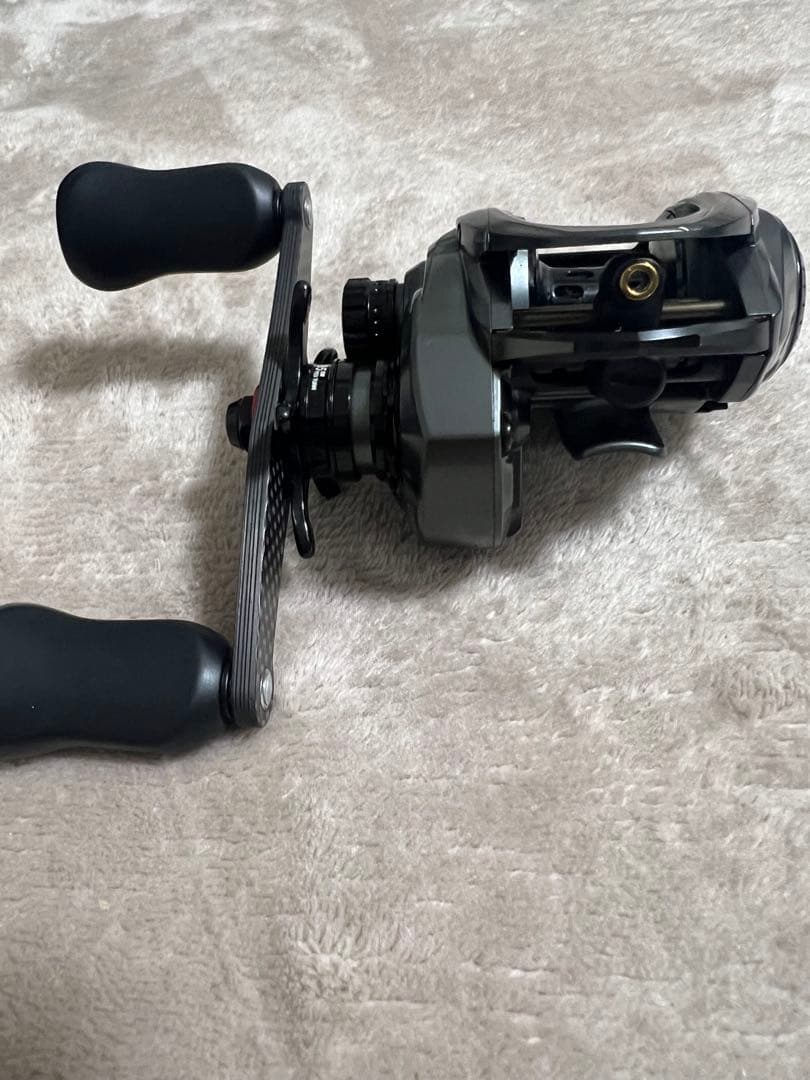 Abu Garcia ZENON ビースト9ベイトリール