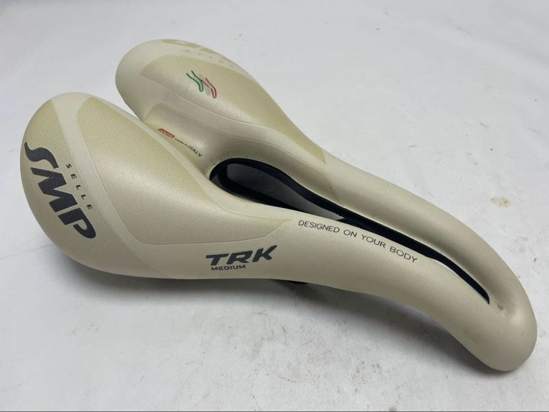 Selle SMP TRK Mediumサドル イタリア製 自転車 パーツ