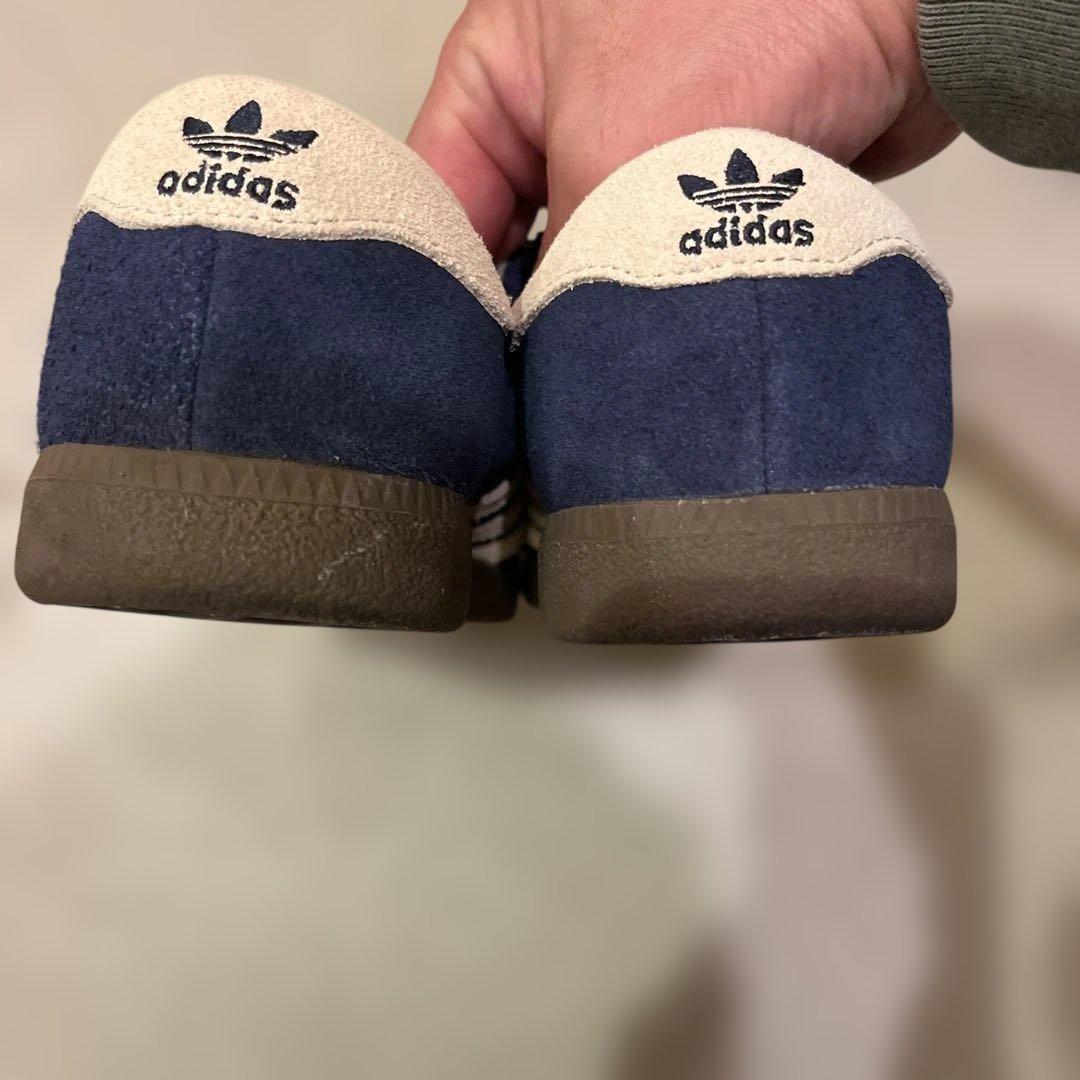 値下げ！美品！adidas BERN 23.5cm