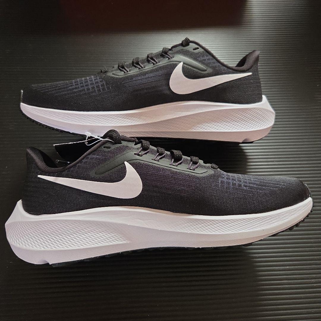 未使用❗W ナイキ AIR ZOOM PEGASUS 39 24cm.