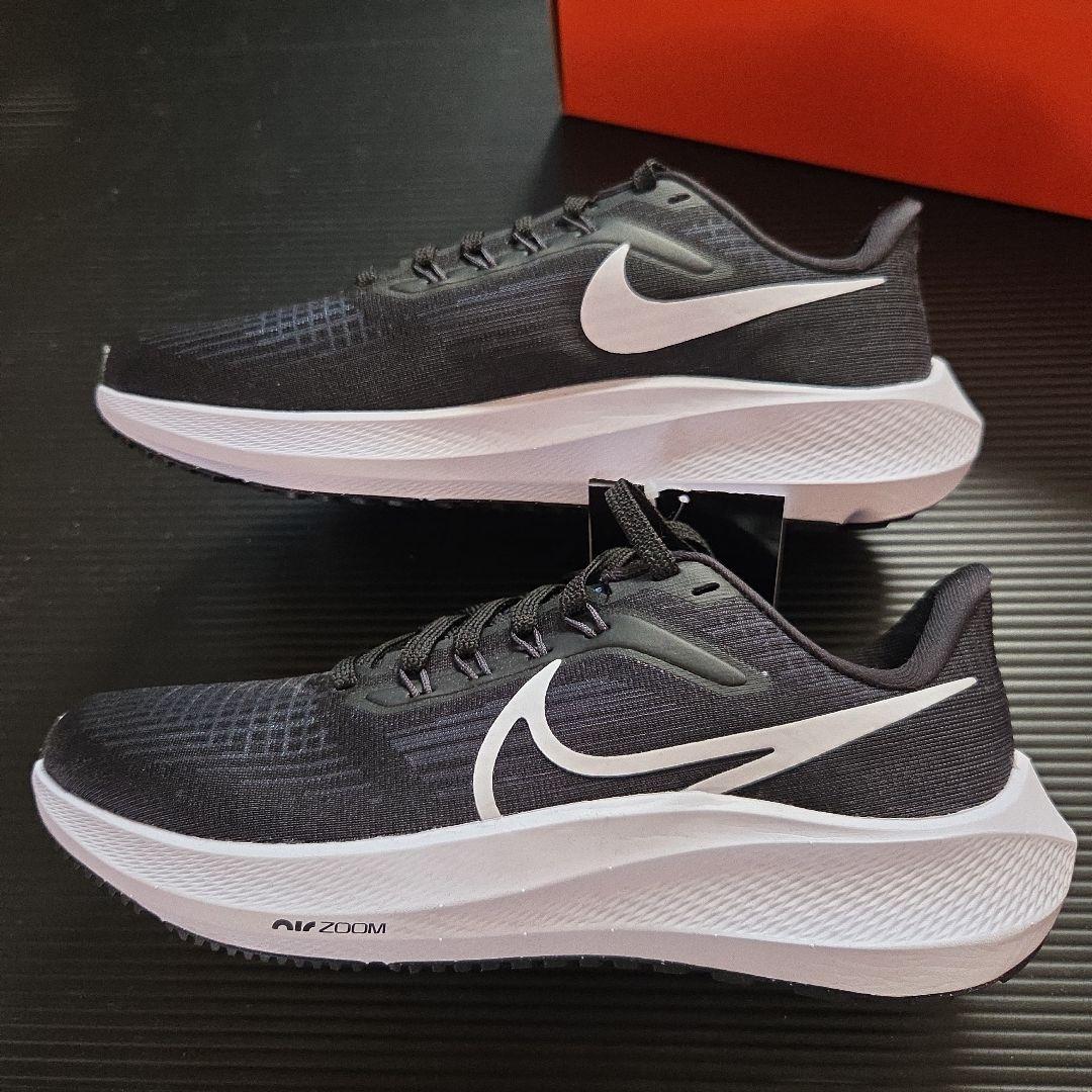未使用❗W ナイキ AIR ZOOM PEGASUS 39 24cm.