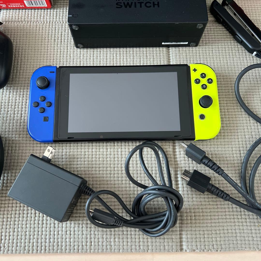 【Nintendo Switch 本体 セット】&【マリオカート用ハンドル付】