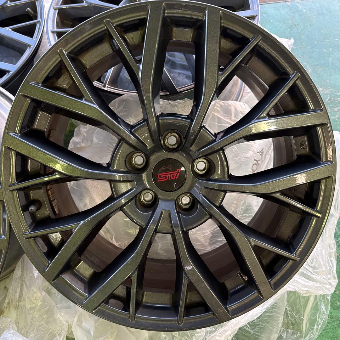 スバルWRX Sti タイプS 純正19インチ