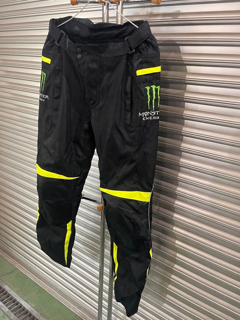 新品タグ付 MONSTER ENERGY ライディングジャケット＆パンツ L