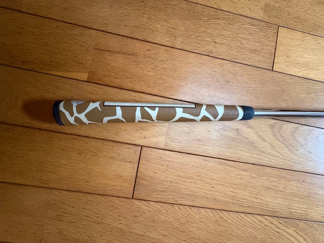 Odyssey A1-One Giraffe Beam DW パター33インチ