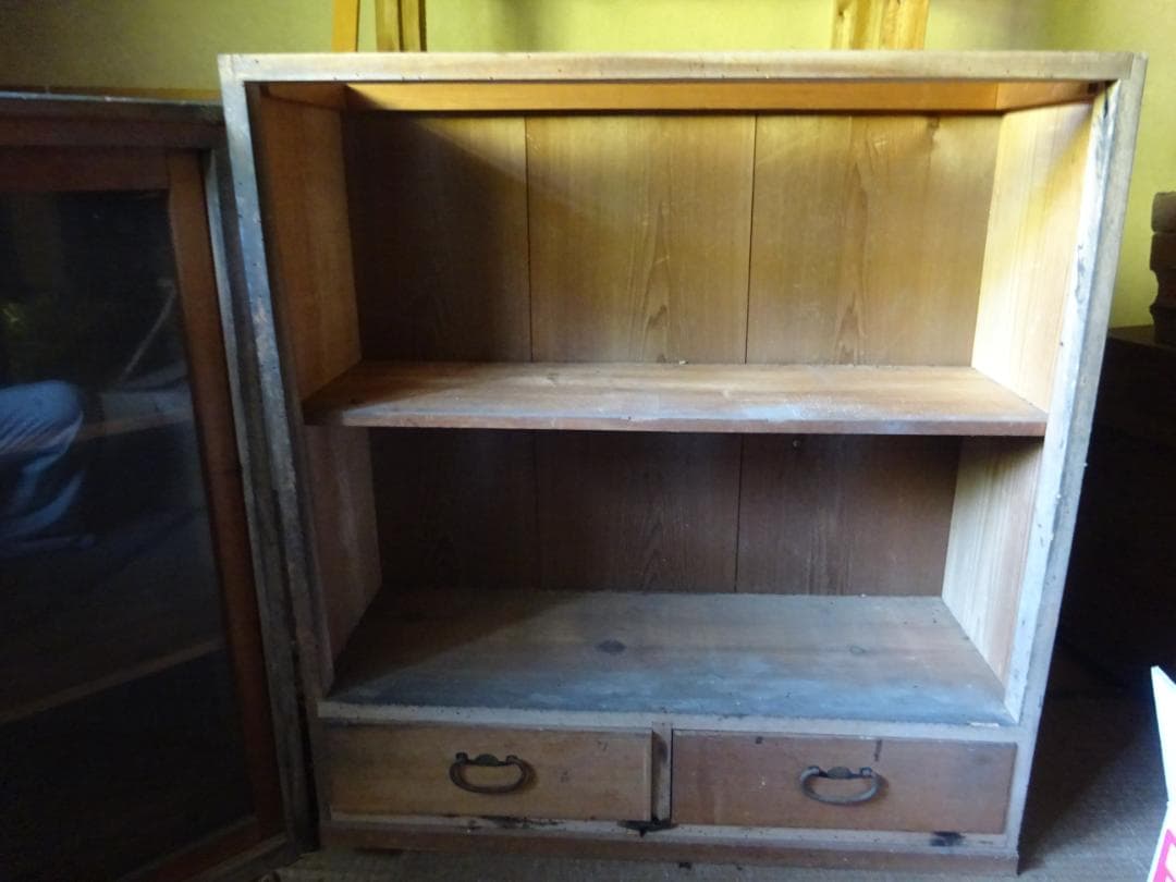 戸棚　本棚　飾り棚　上下に分かれる　アンティーク　レトロ